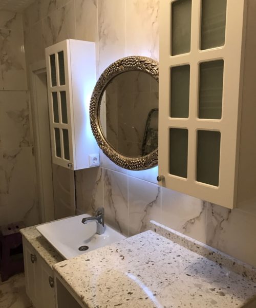 Banyo Dolabı 1